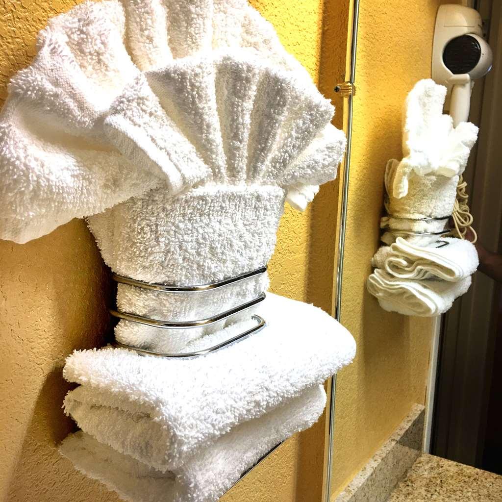 Americas Best Value Inn And Suites Little Rock Quarto foto